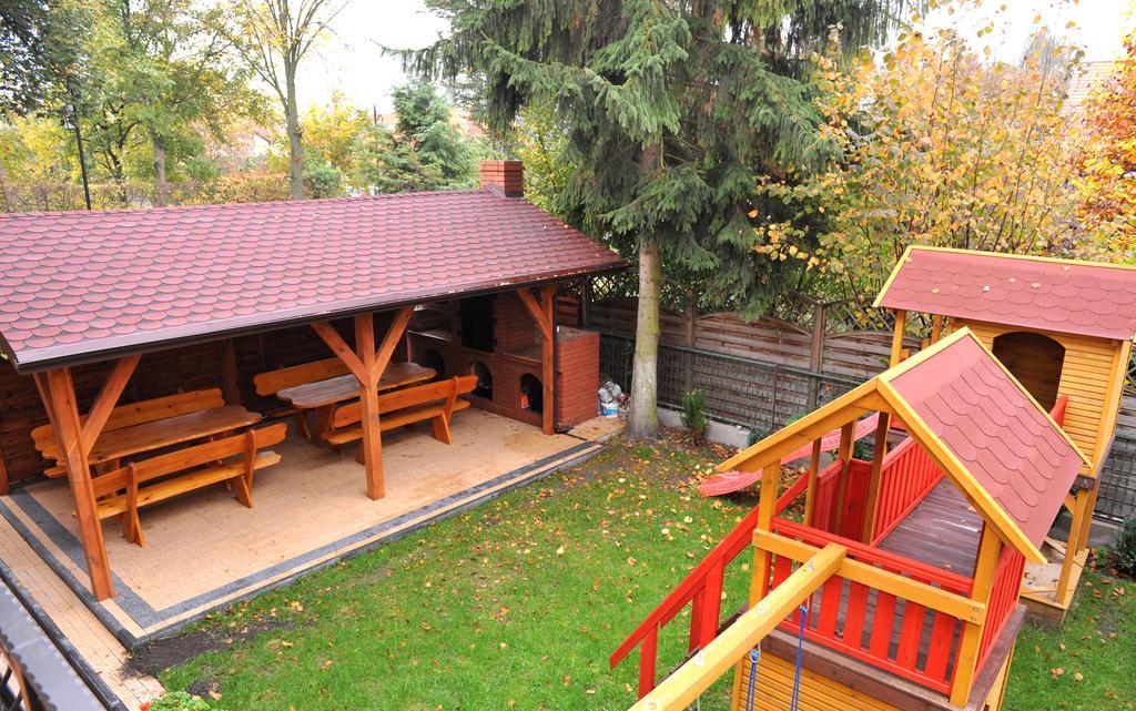 Pokoje I Apartamenty Iwona Ciechocinek Kültér fotó